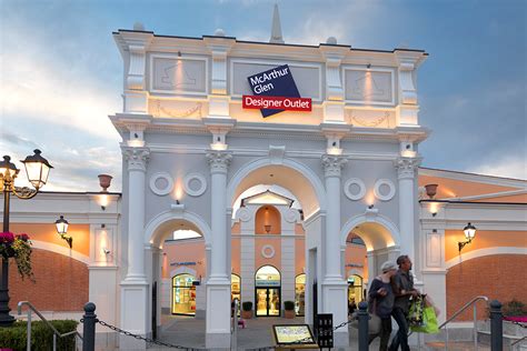 mcarthurglen castel romano designer outlet.